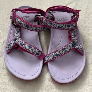 Teva Big Girl Hurricane XLT2 in Butterfly Pastel Lilac
